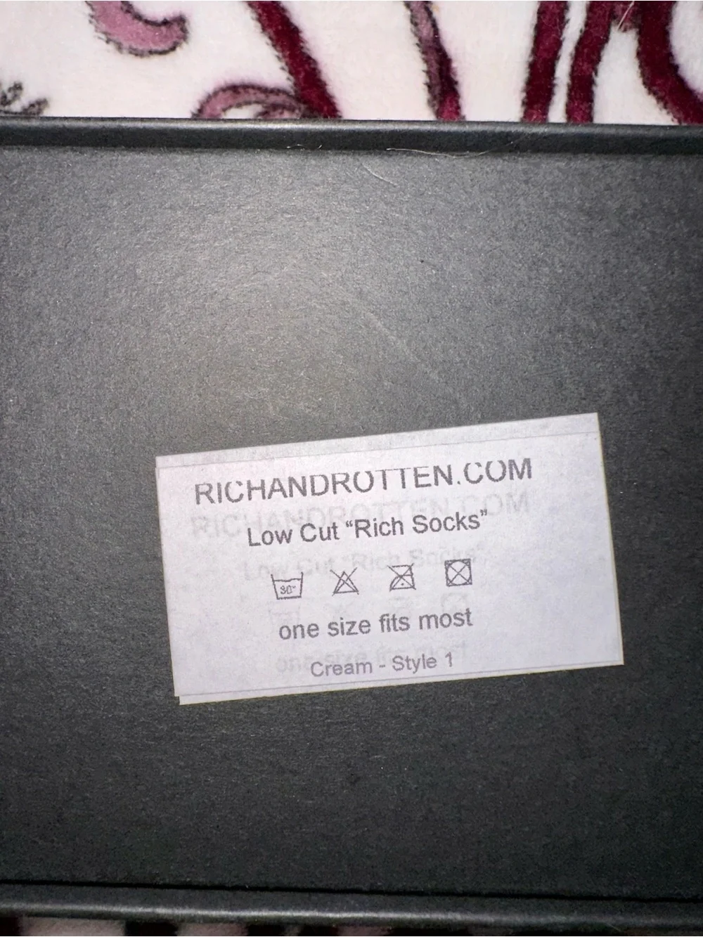 Rich And Rotten low-cut “Rich Socks” Cream Style 1. Brand new in the box 5 pairs